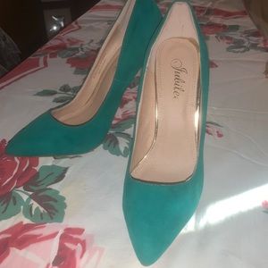 Suede teal pumps